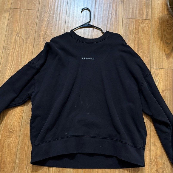 YOUNG LA OVER SIZED CREW NECK SIZE SMALL BLACK DISTRESSED - Picture 1 of 3